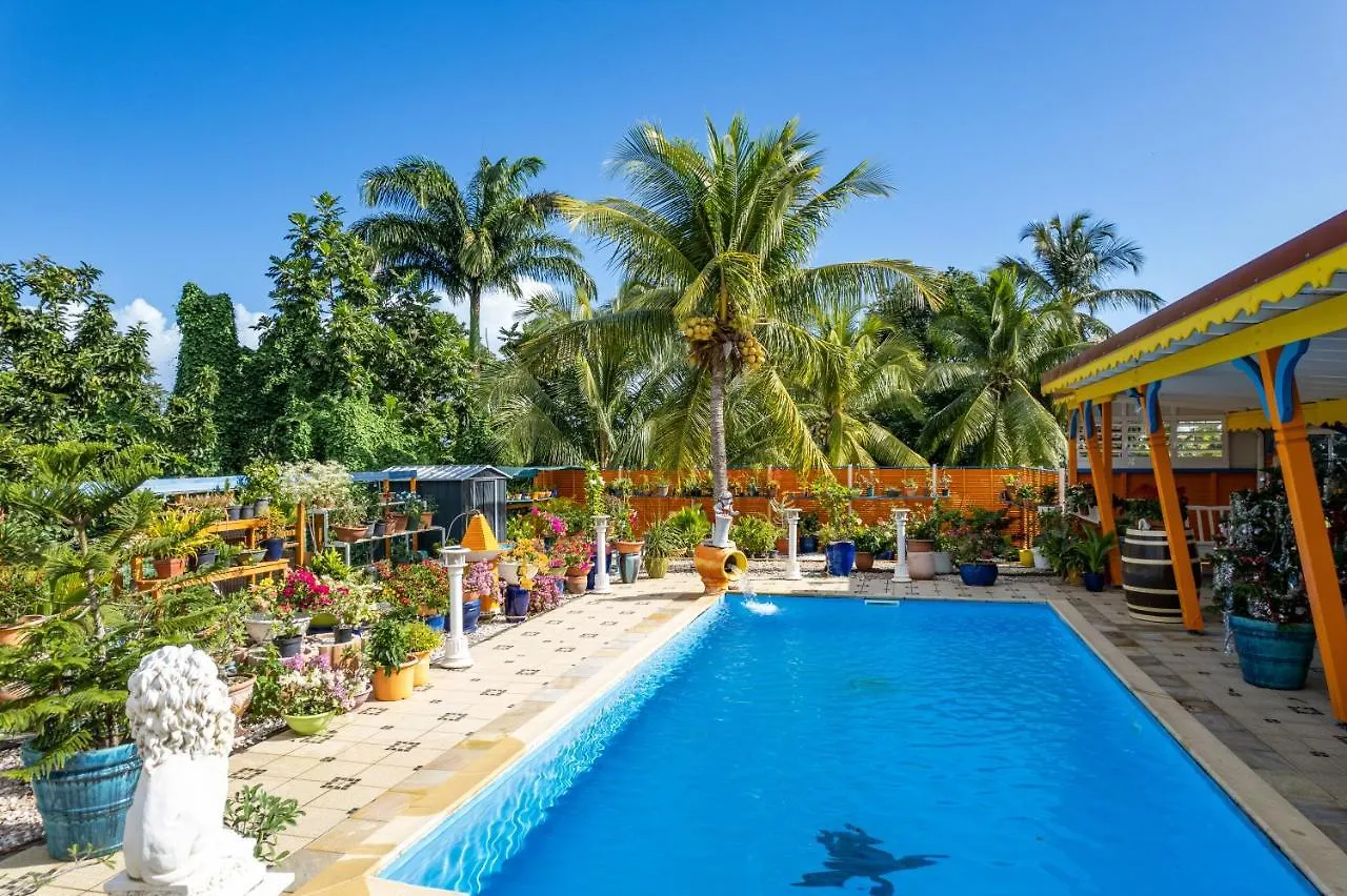 Privatunterkunft Ferienwohnung Domaine Lyscelle Sainte-Rose