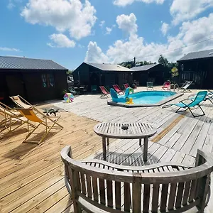 Les Du Cocon Lodge